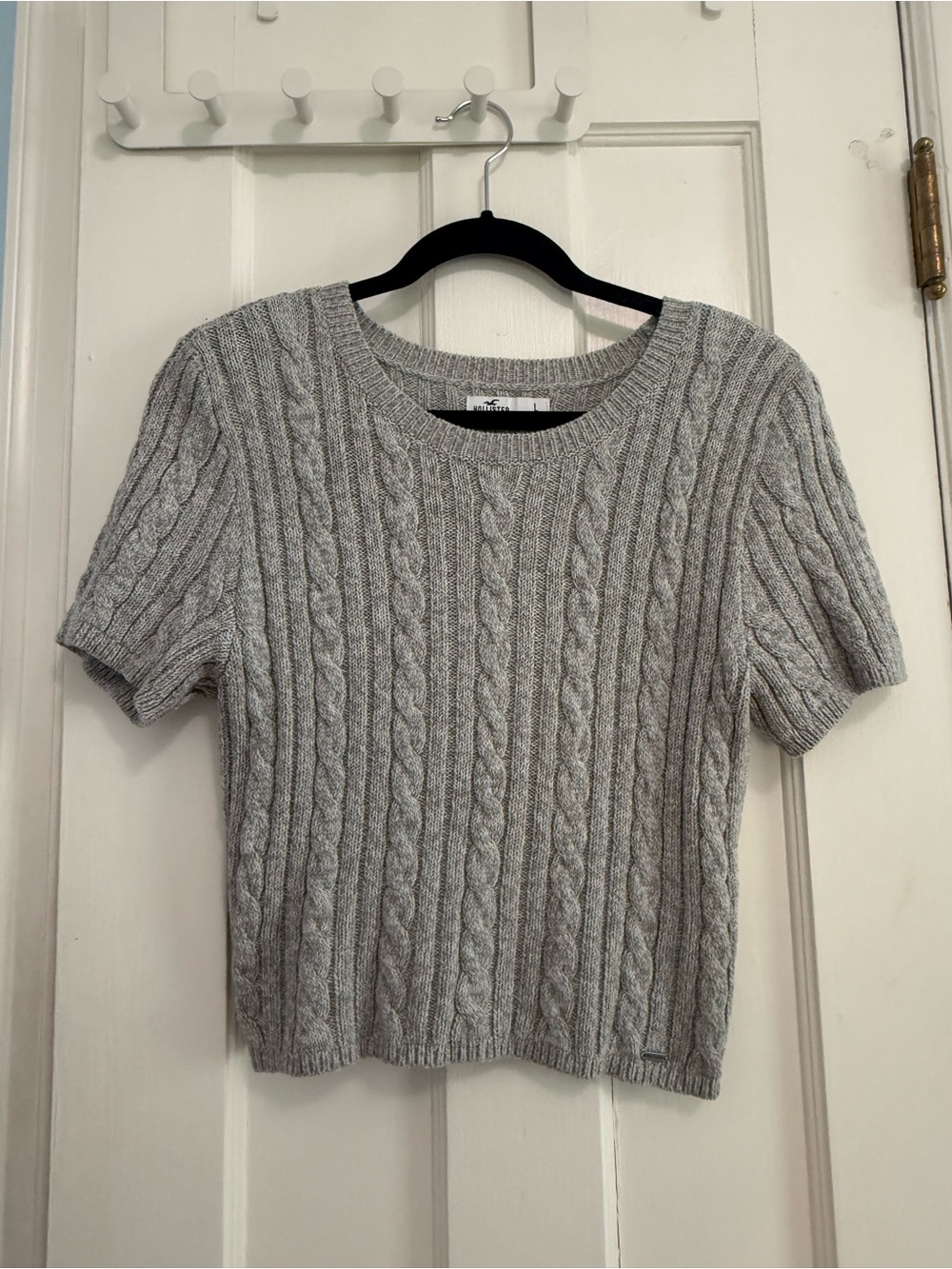 Hollister Light Gray Cable Knit Short Sleeve Sweater
